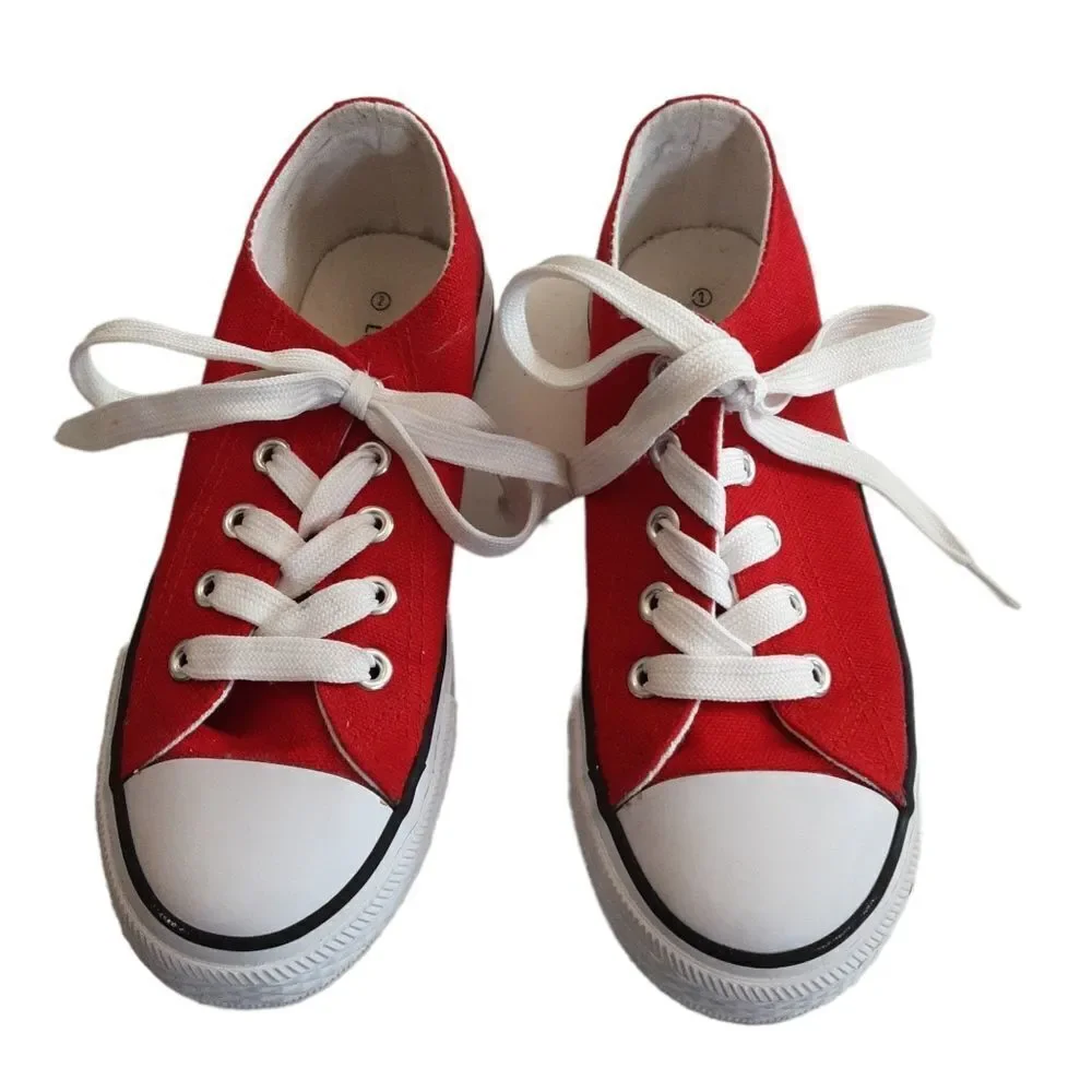 Lucky‎ Brand Sneakers Red Low Tops Unisex Rubber Toe Caps Lace Up Kids Size 2